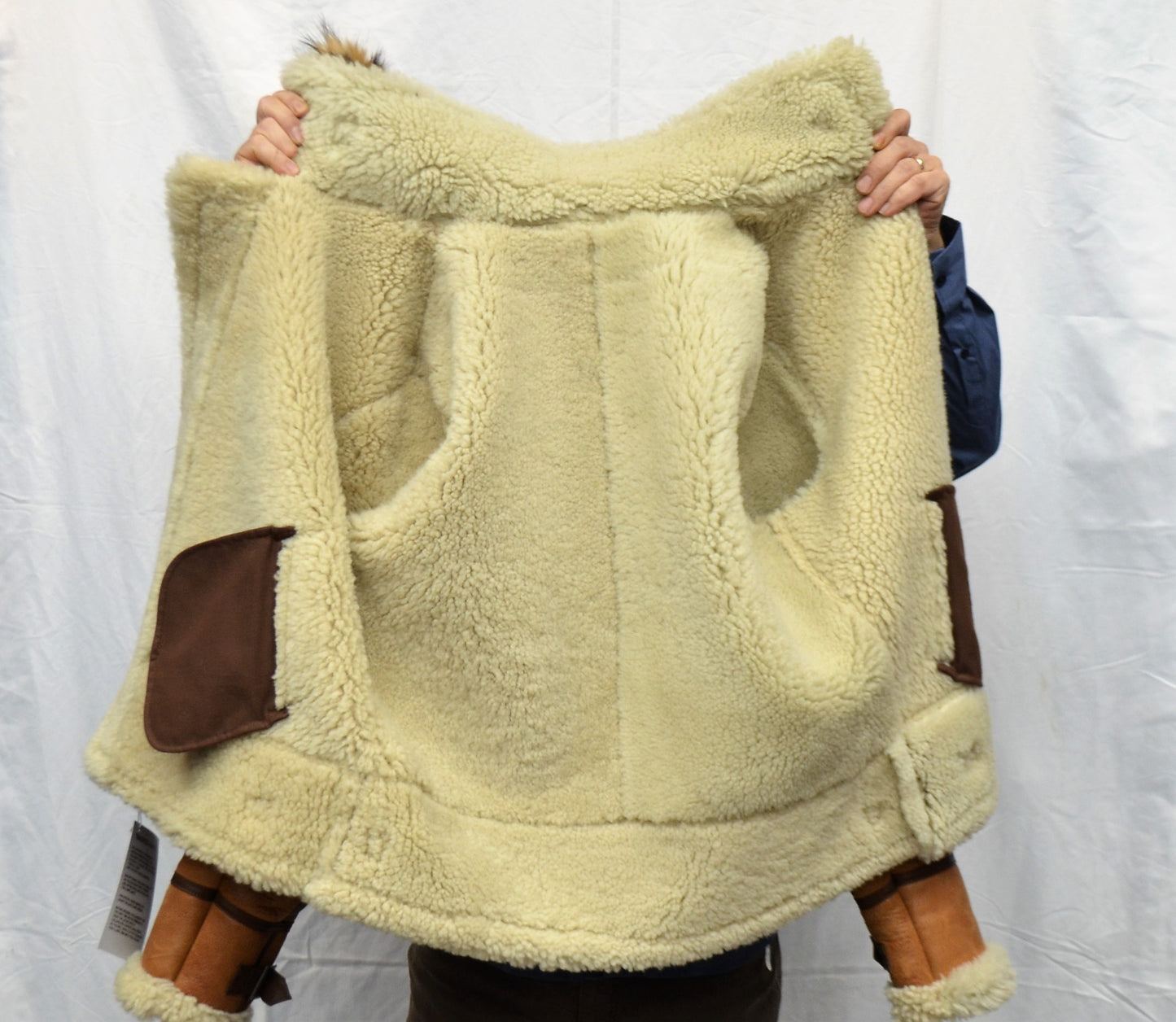 B3 SHEEPSKIN SHEARLING ANTIC TAN  BROWN/CREAM WITH REMOVABLE HOOD