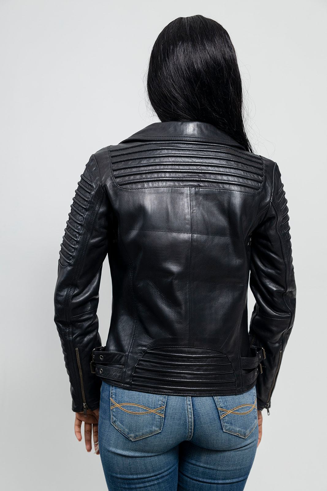 Queens - Women's Fashion  Leather Jacket