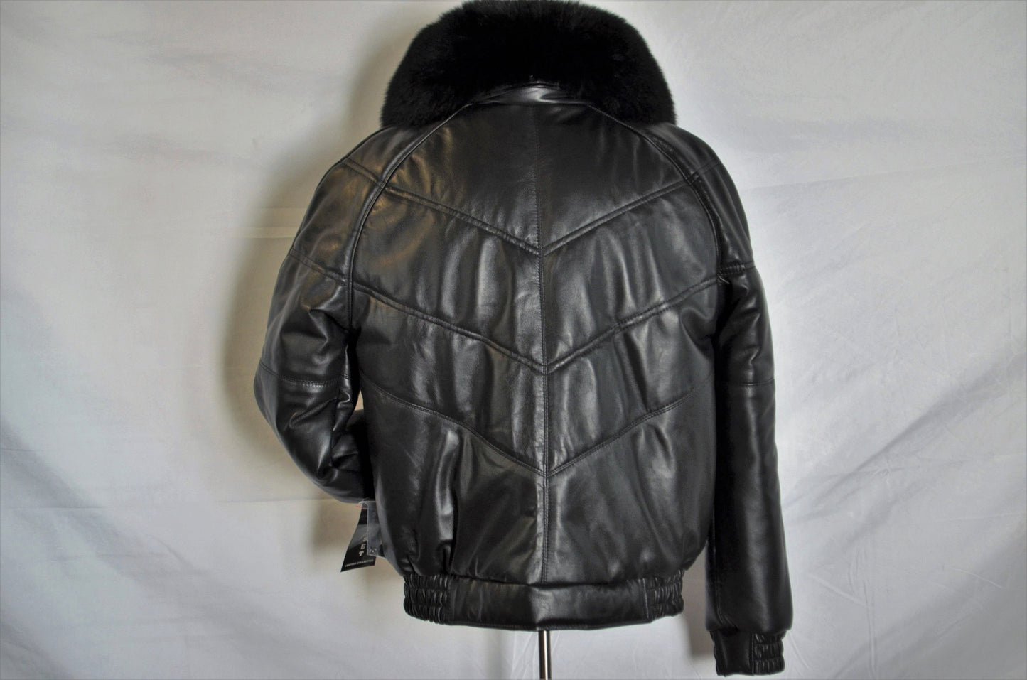 Men Favorite  Leather Jacket  With Removable Fur Collar